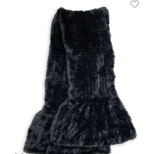 100 % Rabbit fur scarf. New (never used) black. surell